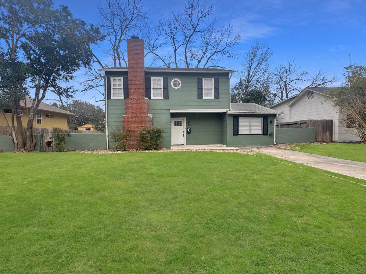 House for rent at 274 E Edgewood Place, San Antonio, TX 78209