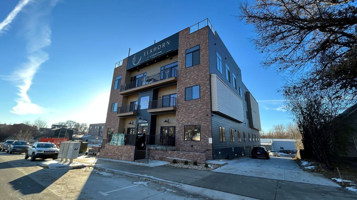 Apartment for rent at 20605 Elkhorn Dr, Elkhorn, NE 68022