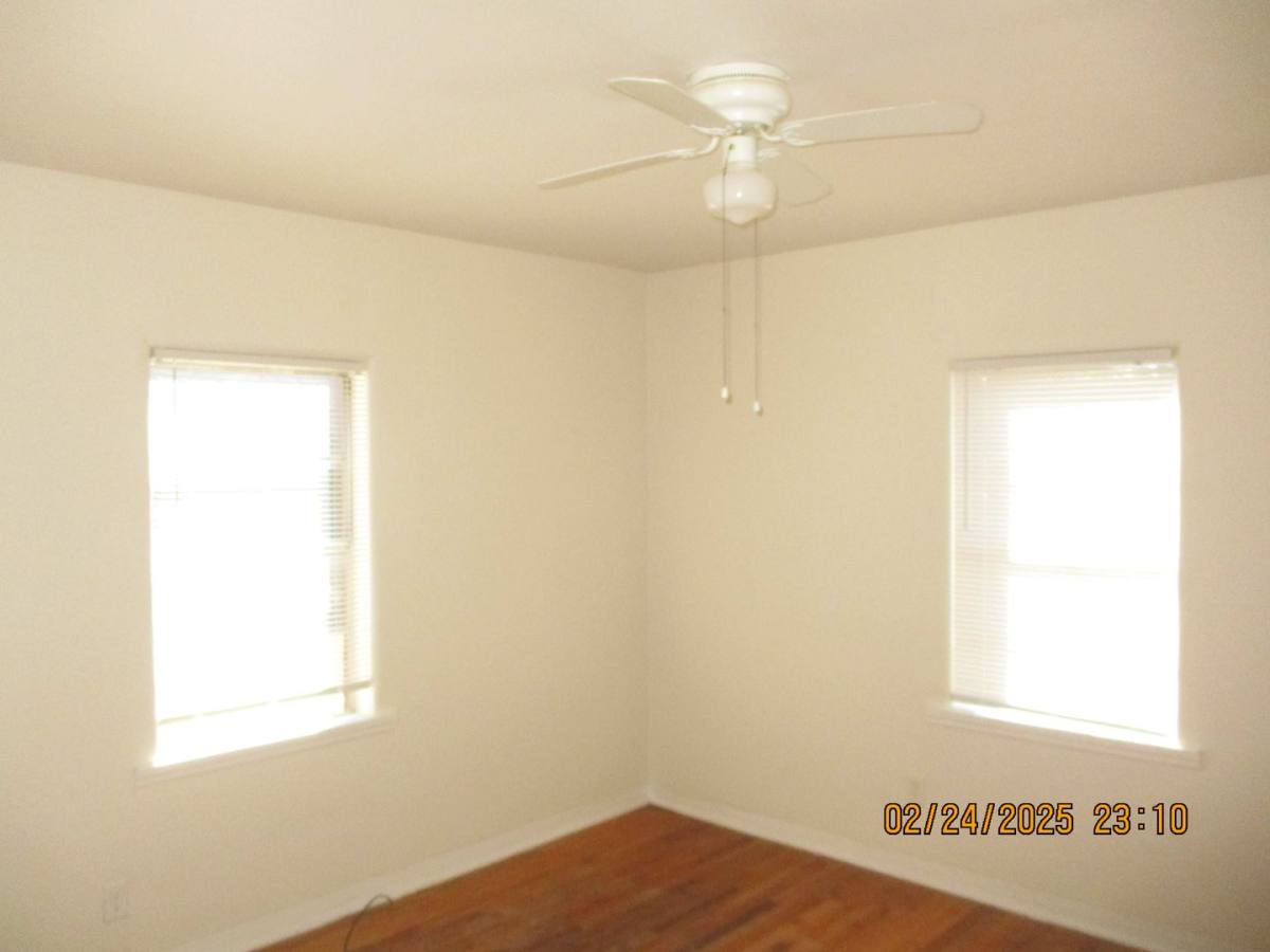Apartment for rent at 201 Holly Dr, Albany, GA 31705