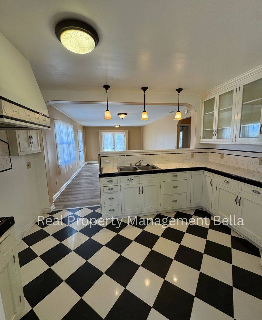 Apartment for rent at 1188 Witt St, Perris, CA 92570