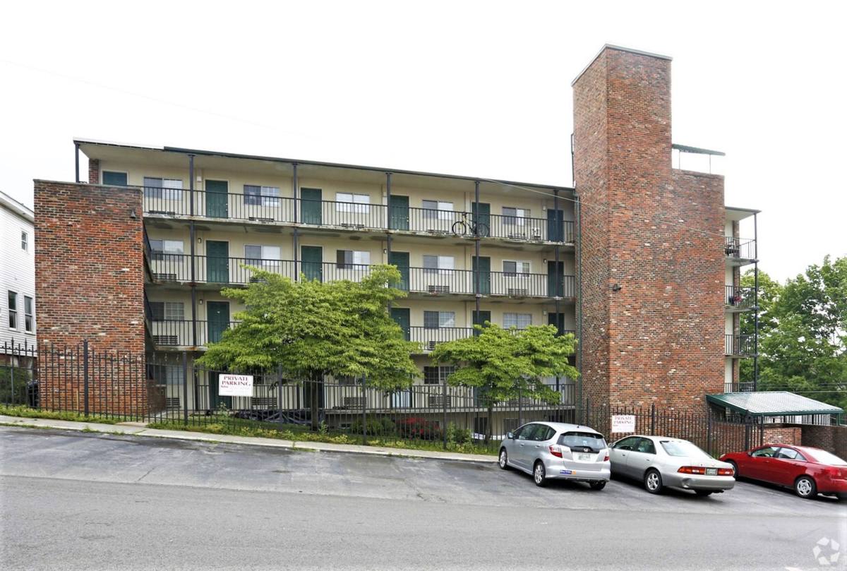 Apartment for rent at 510 Fourteenth St, Knoxville, TN 37916
