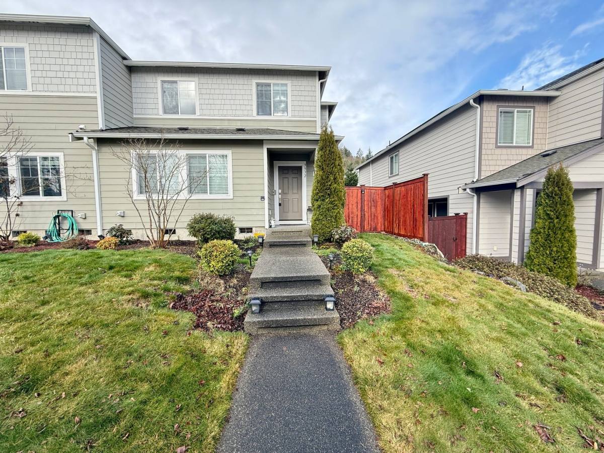 House for rent at 3532 Hoffman Hill, Dupont, WA 98327