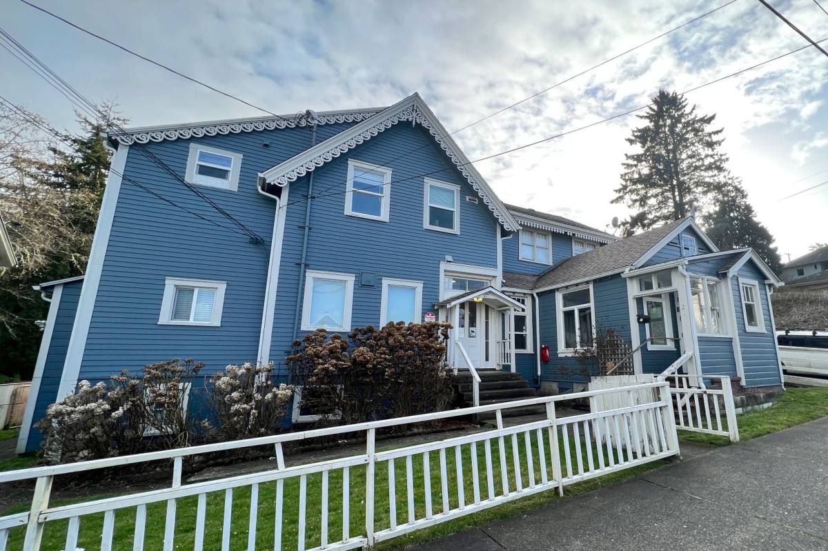 Apartment for rent at 411 Bond, Astoria, OR 97103