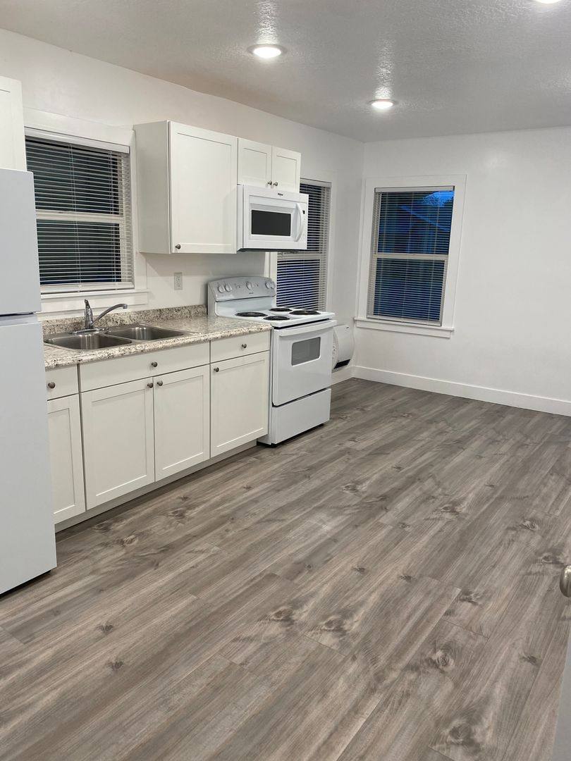 Apartment for rent at 350 N Main St, Payson, UT 84651
