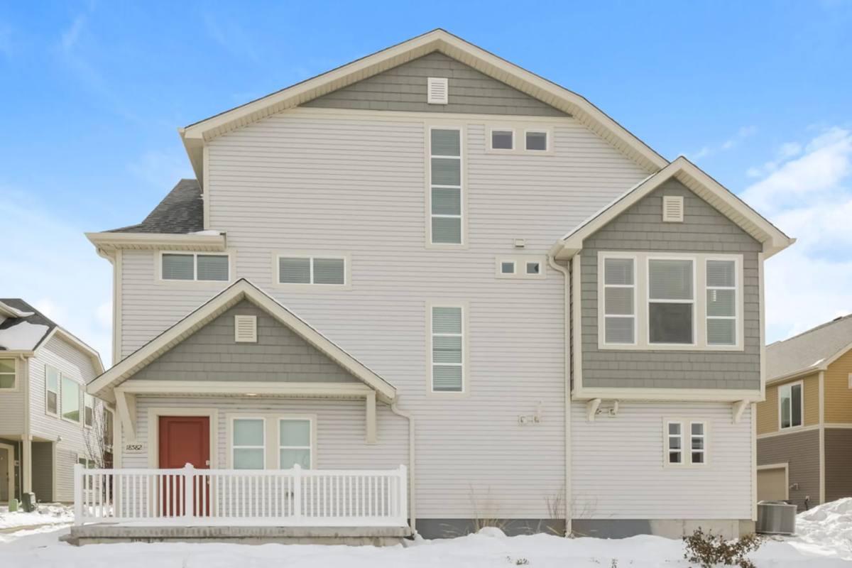 House for rent at 18582 E 47th Dr, Denver, CO 80249