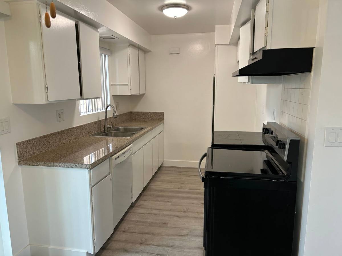 Apartment for rent at 11871-11971 Bailey St, Garden Grove, CA 92845