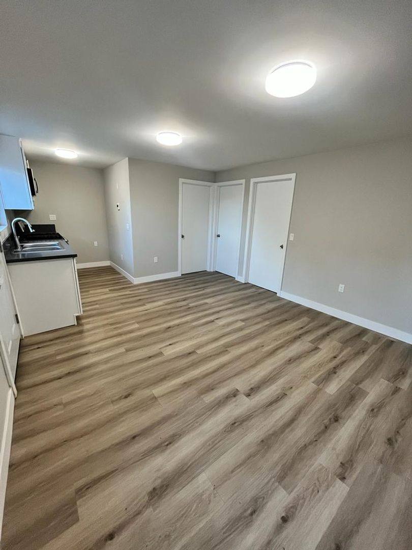 Apartment for rent at 1322-1324 S 2nd Ave, Los Angeles, CA 90019