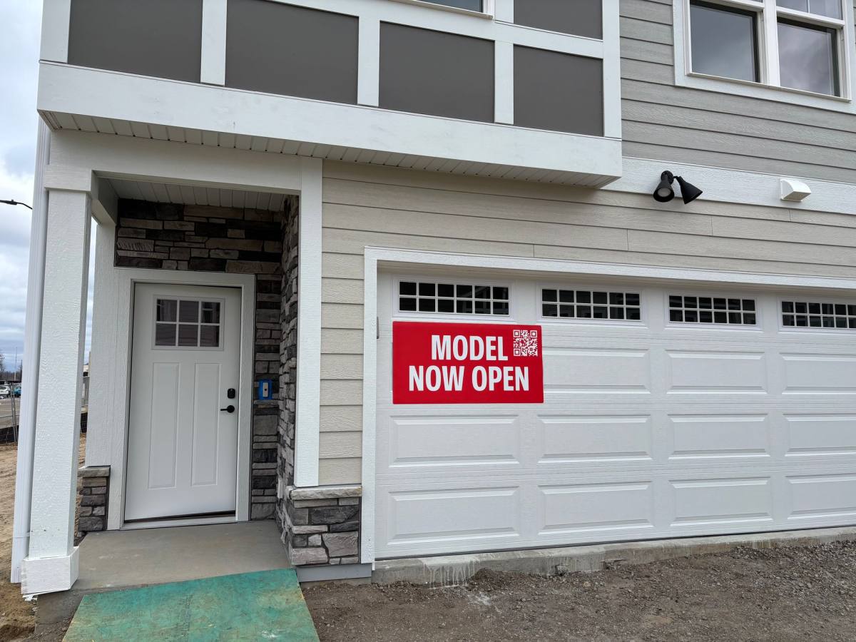 Townhouse for rent at 1220 Taylor St, Shakopee, MN 55379