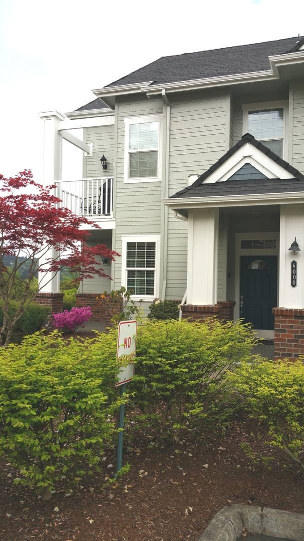 Apartment for rent at 6000 Summerlin Way, West Linn, OR 97068