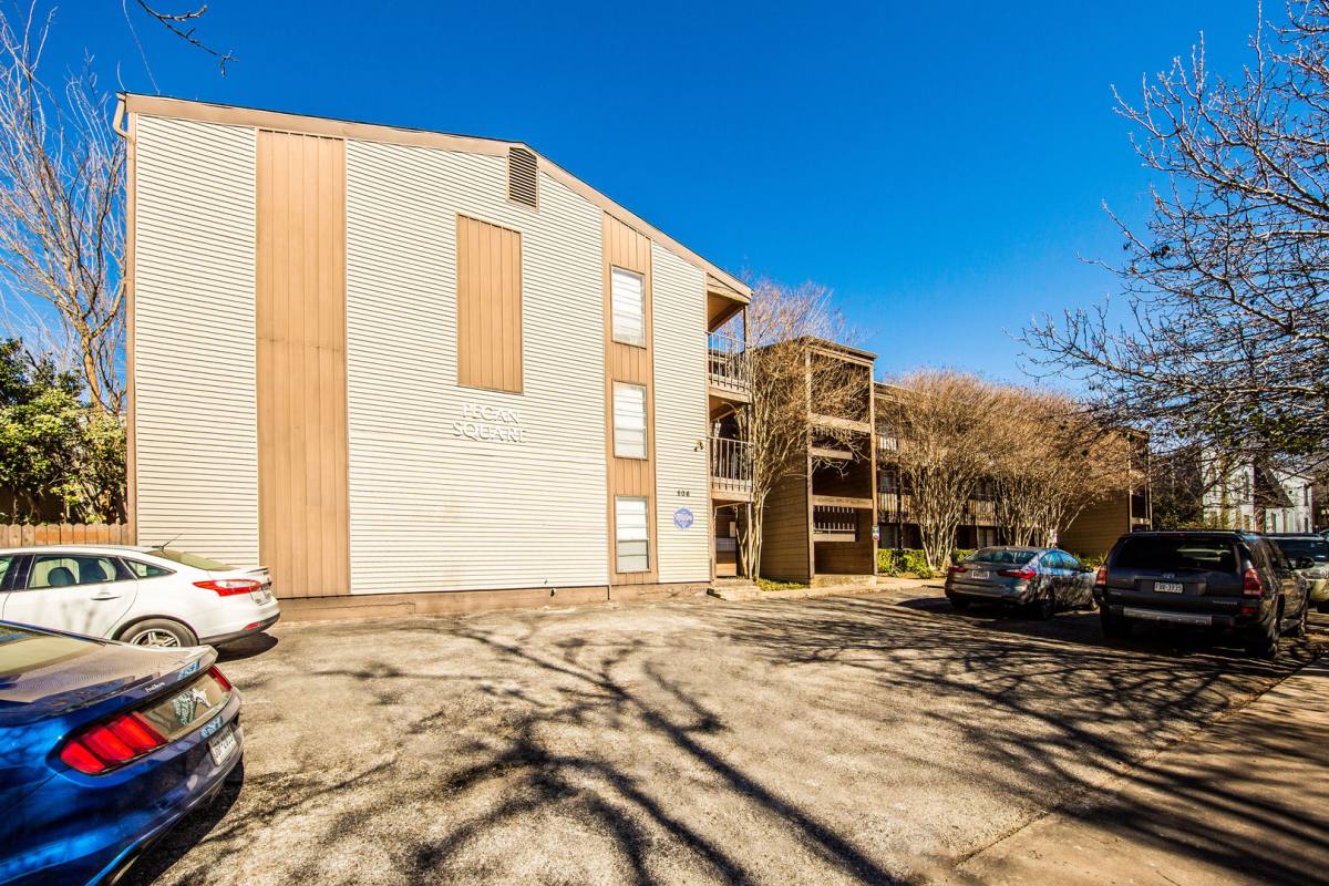 Apartment for rent at 506 W 37th St, Austin, TX 78705