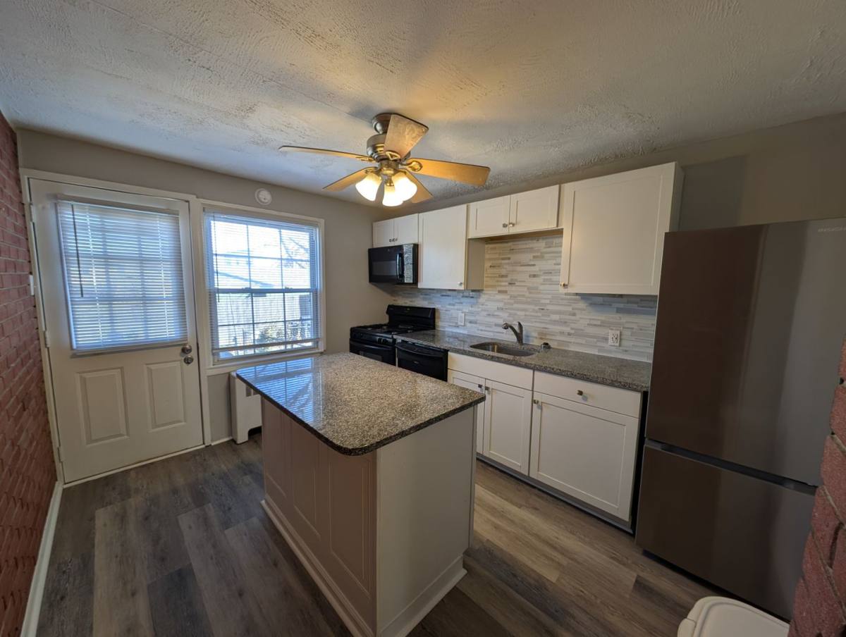 House for rent at 909 Woodlawn Ave, Phoenixville, PA 19460
