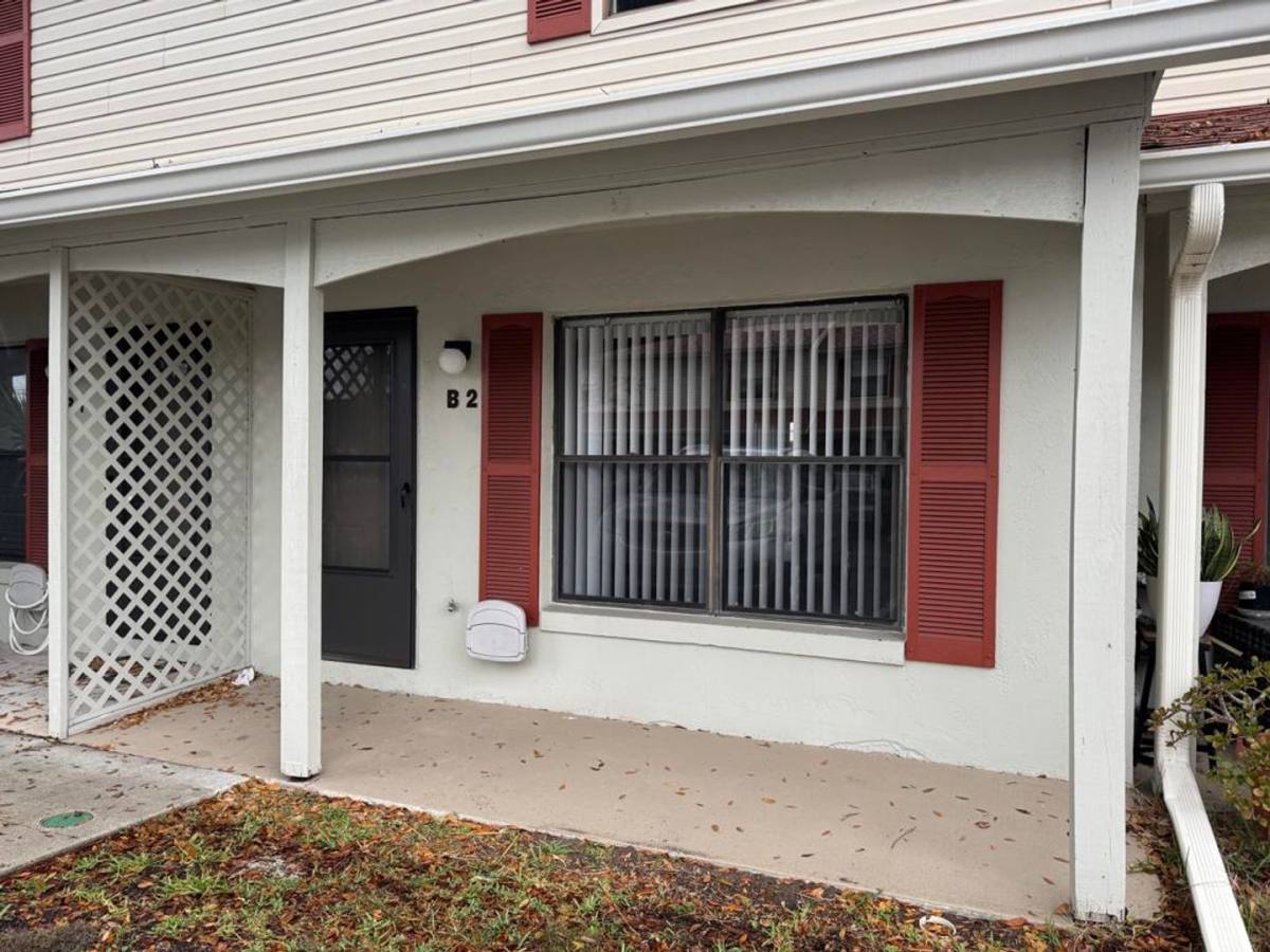 Townhouse for rent at 980 Canal View Blvd #B-2, Port Orange, FL 32129