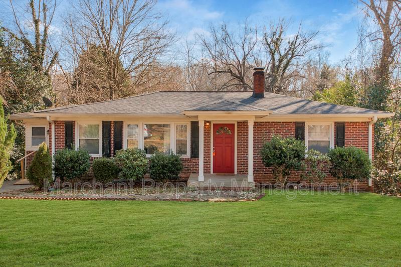 House for rent at 116 Creek Shore Dr, Greenville, SC 29605