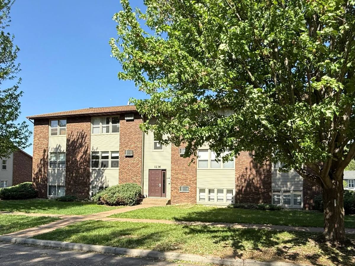 Apartment for rent at 1136 5th St E, Altoona, WI 54720