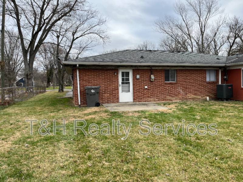 Apartment for rent at 5048 Hardegan St, Indianapolis, IN 46227