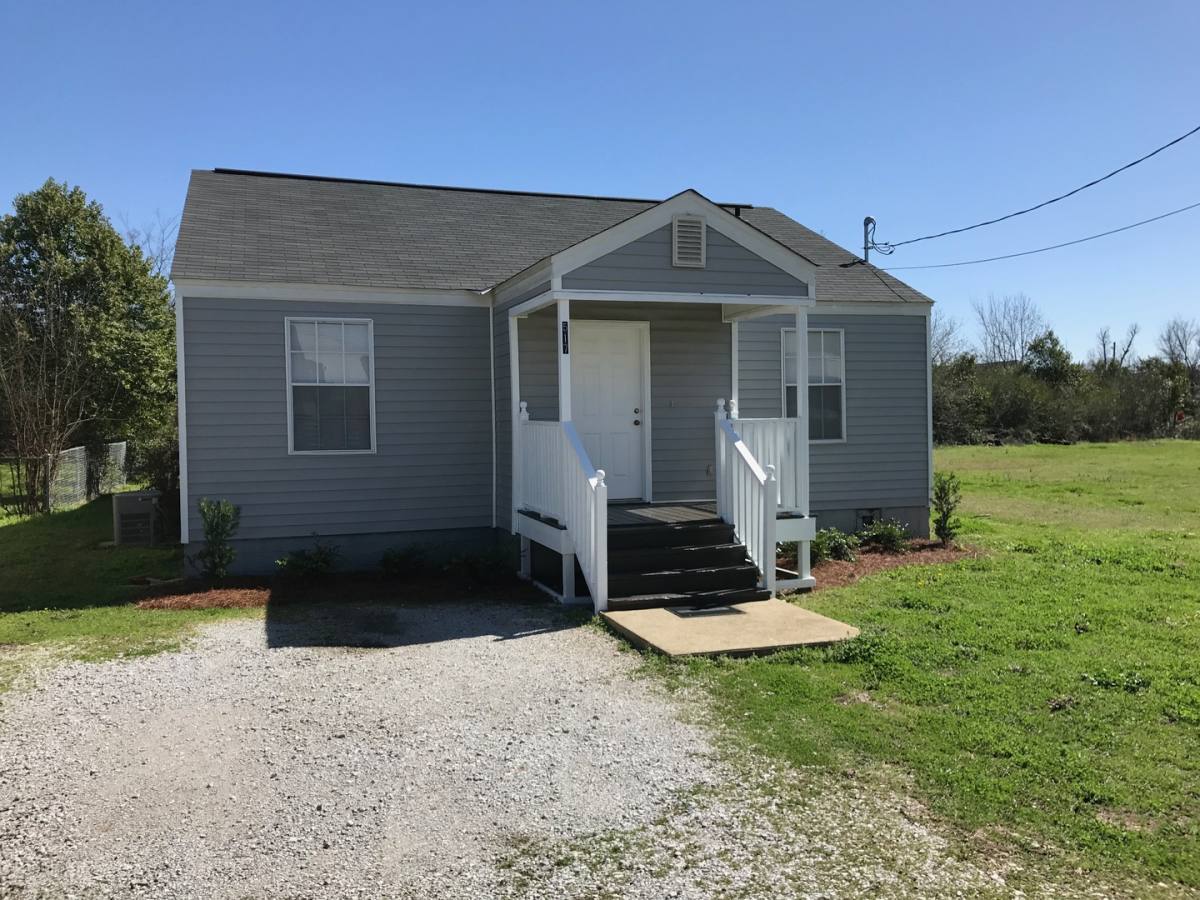 House for rent at 517 30th Ave E, Tuscaloosa, AL 35404
