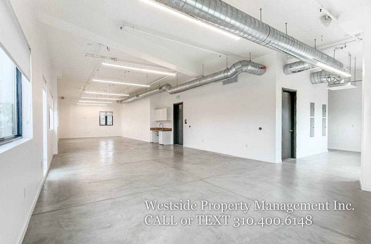 Apartment for rent at 9005 Exposition Blvd #401, Los Angeles, CA 90034