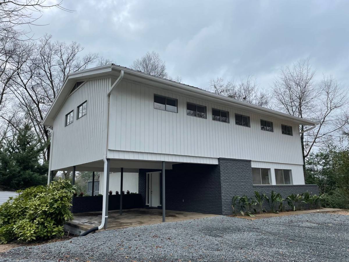 House for rent at 1602 27th Ave E, Tuscaloosa, AL 35404