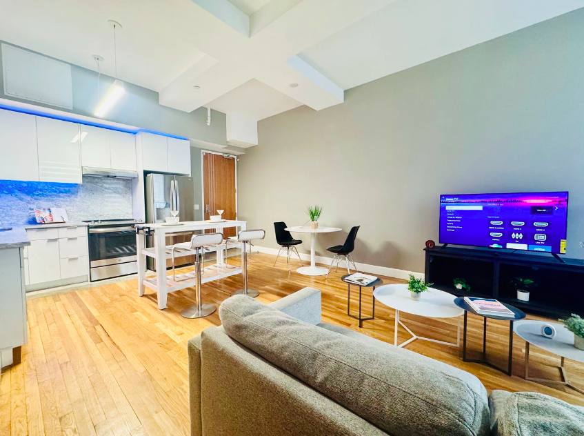 Apartment for rent at 127 W 4th St #1013, Los Angeles, CA 90013