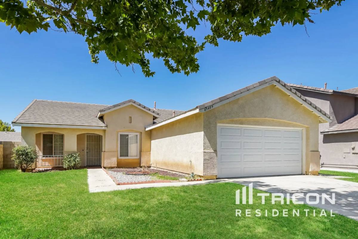 House for rent at 45409 17th St W, Lancaster, CA 93534