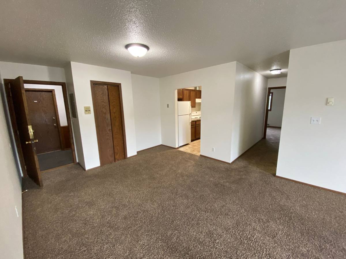 Apartment for rent at 1502 E Gateway Circle S, Fargo, ND 58103