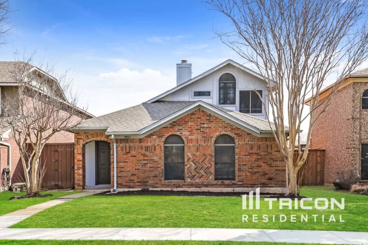 House for rent at 2902 Peninsula Way, Carrollton, TX 75007