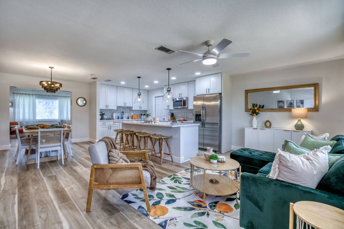 House for rent at 2906 22nd Ave W, Bradenton, FL 34205