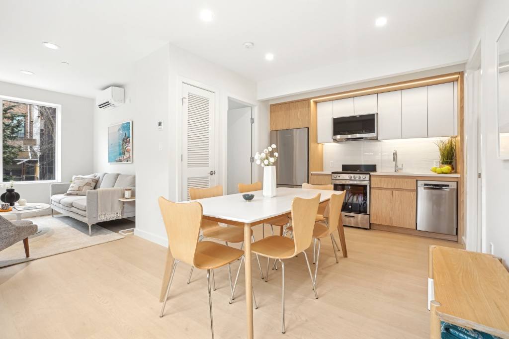 Apartment for rent at 132 Waverly Ave #3A, Brooklyn, NY 11205