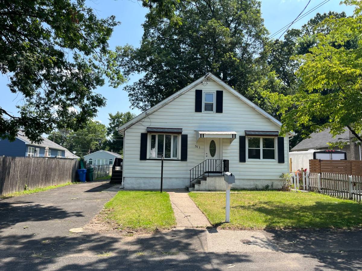 House for rent at 511 Excelsior Ave, Croydon, PA 19021