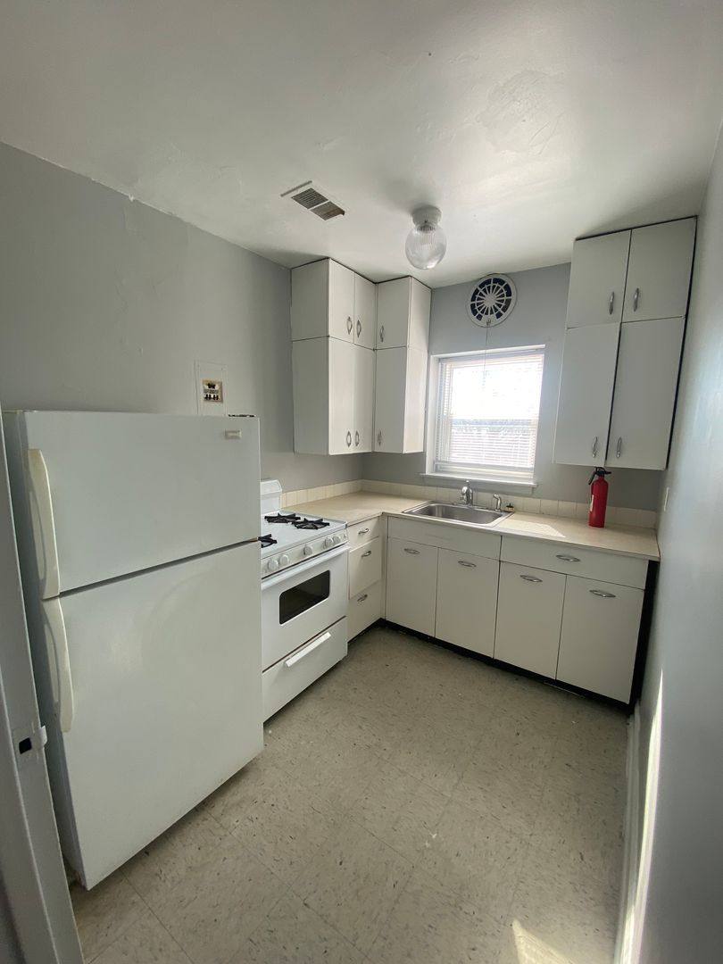 Apartment for rent at 808 State St, Bettendorf, IA 52722