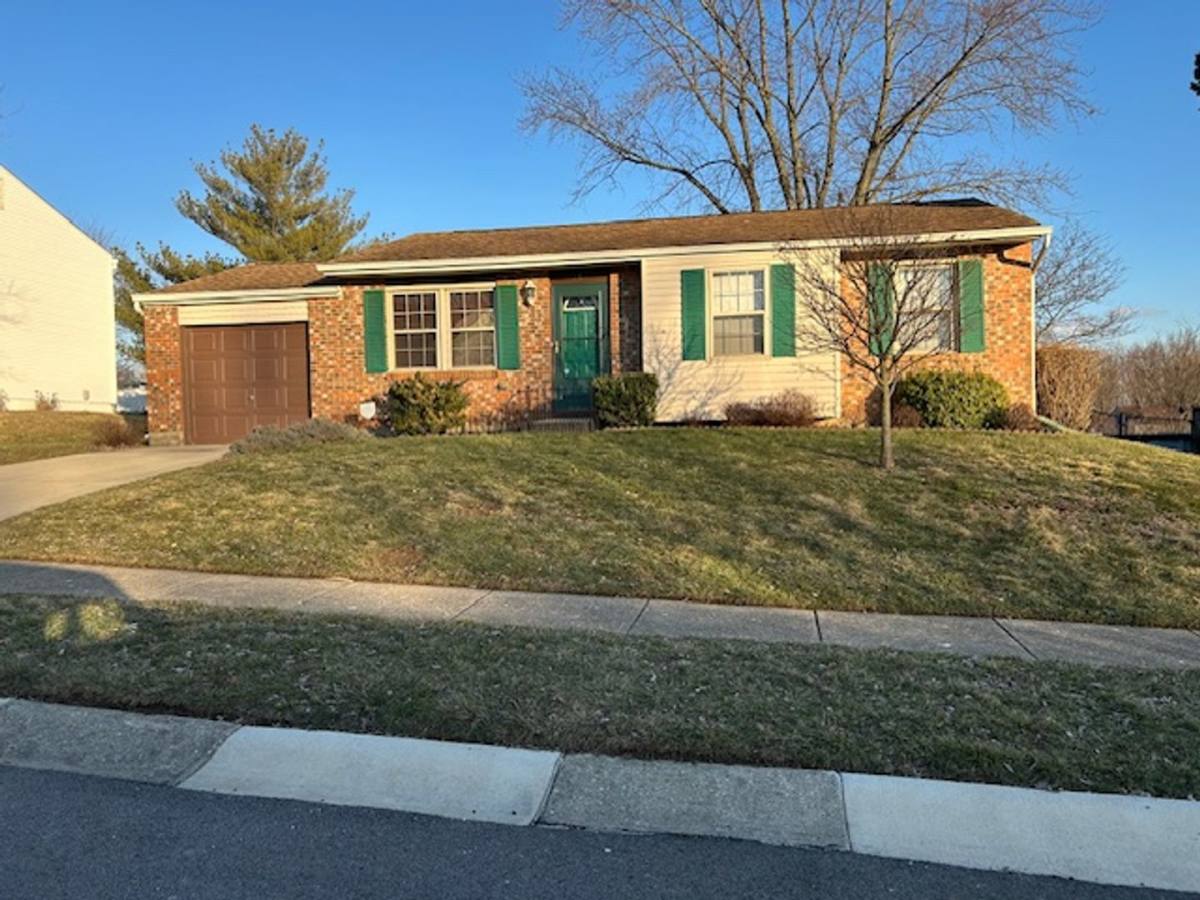 House for rent at 162 Schloss Lane, Dayton, OH 45439