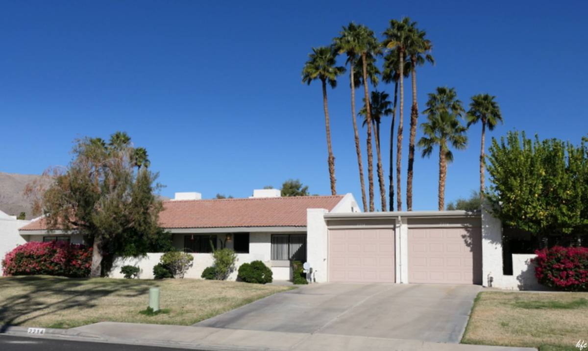 House for rent at 2214 S Sunshine Circle, Palm Springs, CA 92264