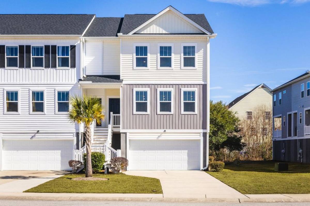 Townhouse for rent at 317 Lanyard St, Johns Island, SC 29455