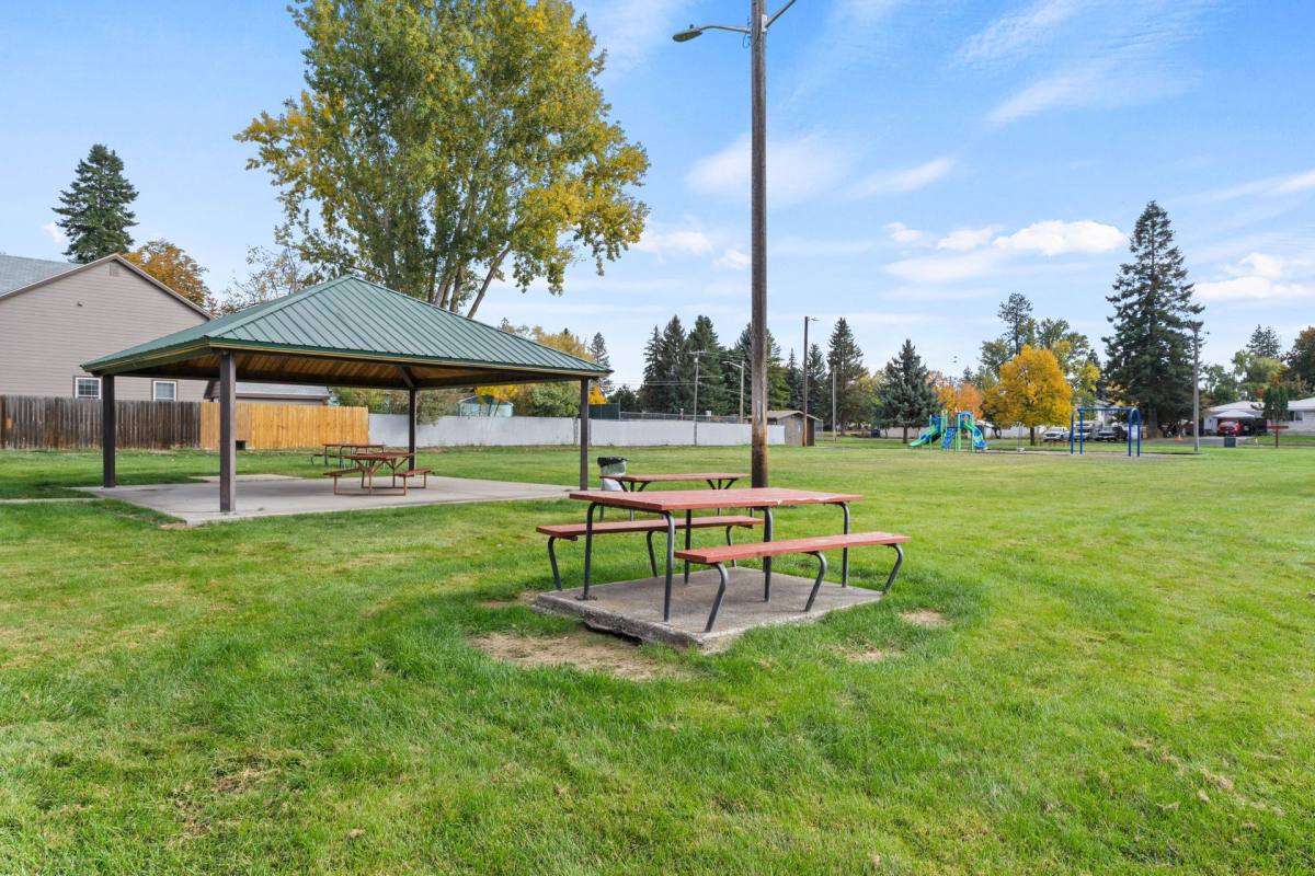 Apartment for rent at 314 N Lefevre St, Medical Lake, WA 99022