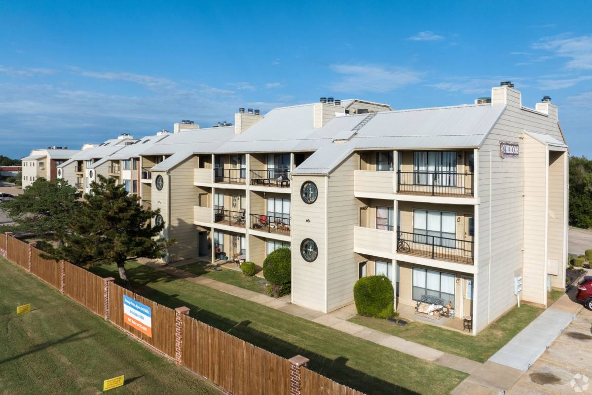 Apartment for rent at 10400 N Council Rd, Oklahoma City, OK 73162