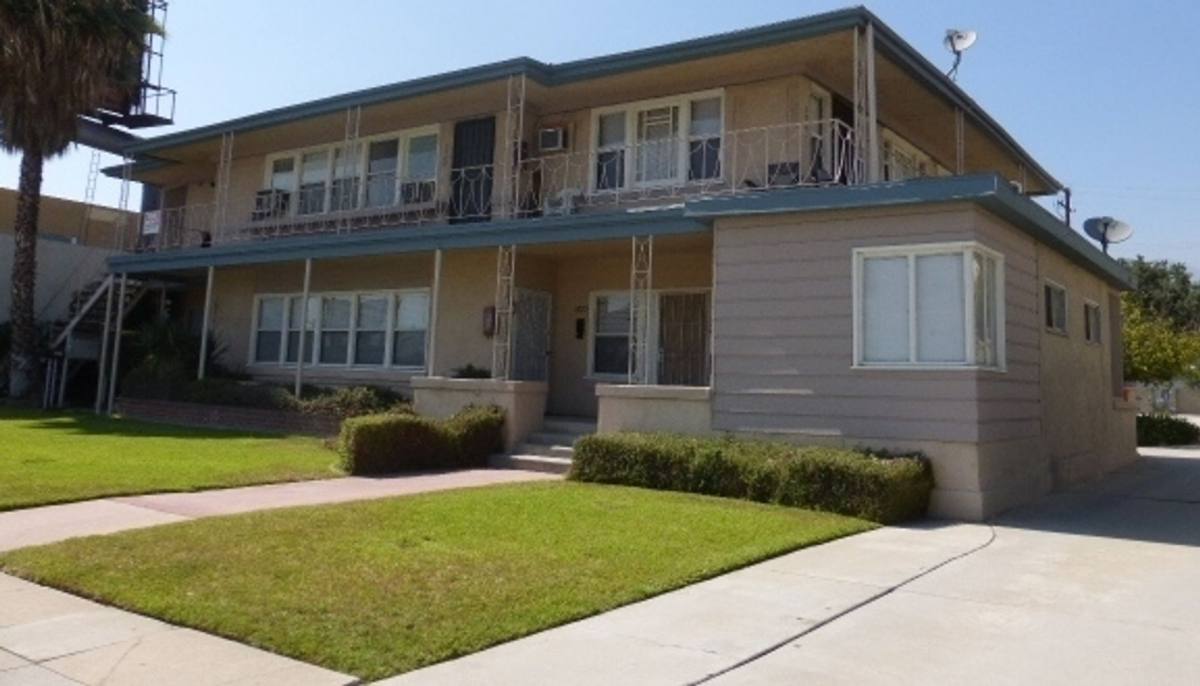Apartment for rent at 3721-3731 Huntington Dr, Pasadena, CA 91107