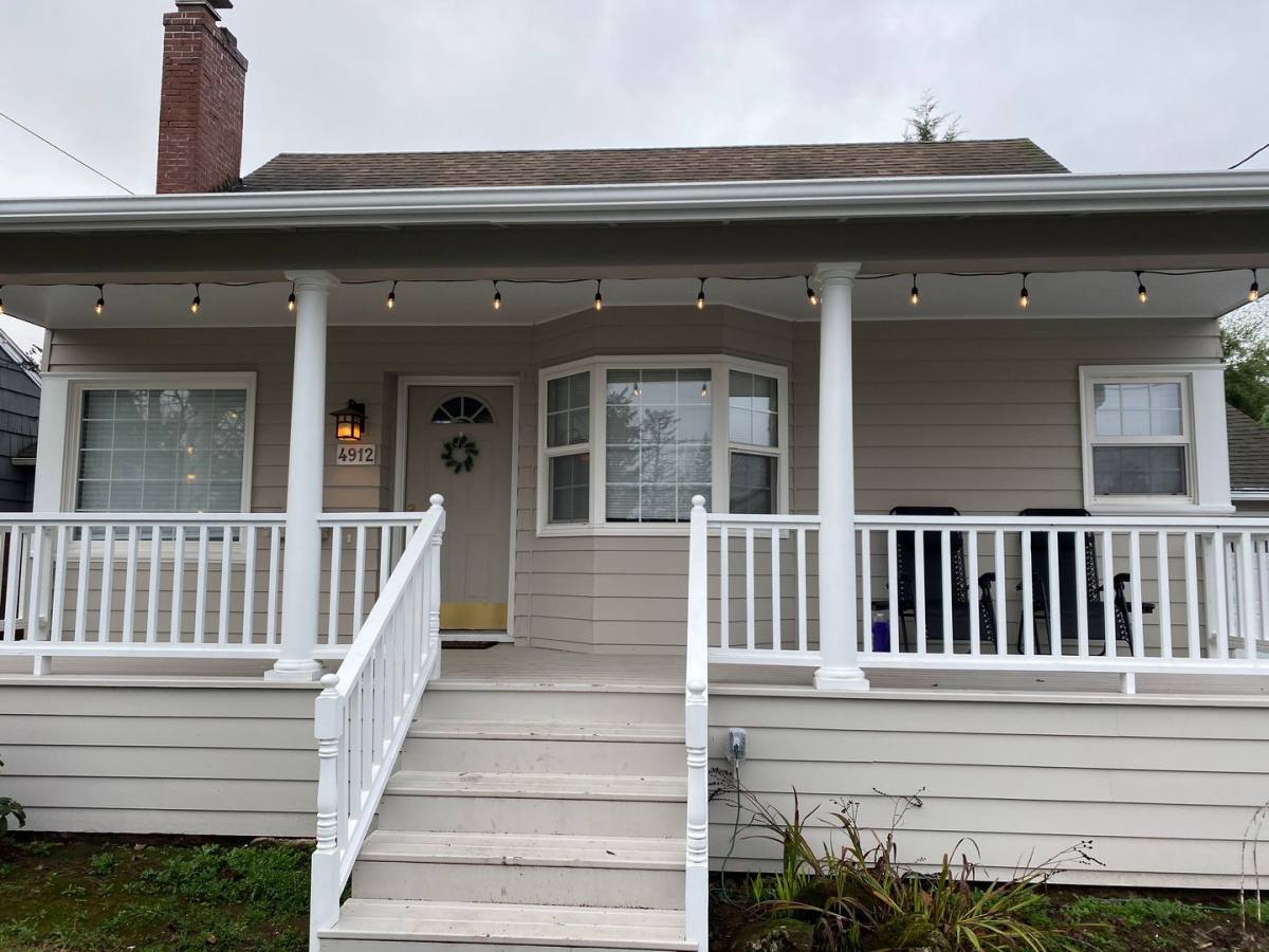 House for rent at 4912 N Yale St, Portland, OR 97203