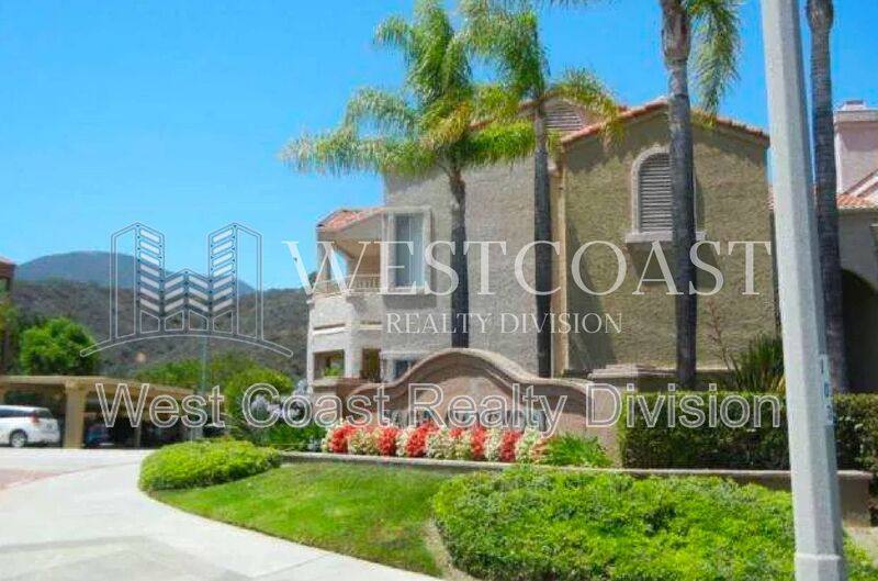 Townhouse for rent at 2320 Del Mar Way #102, Corona, CA 92882