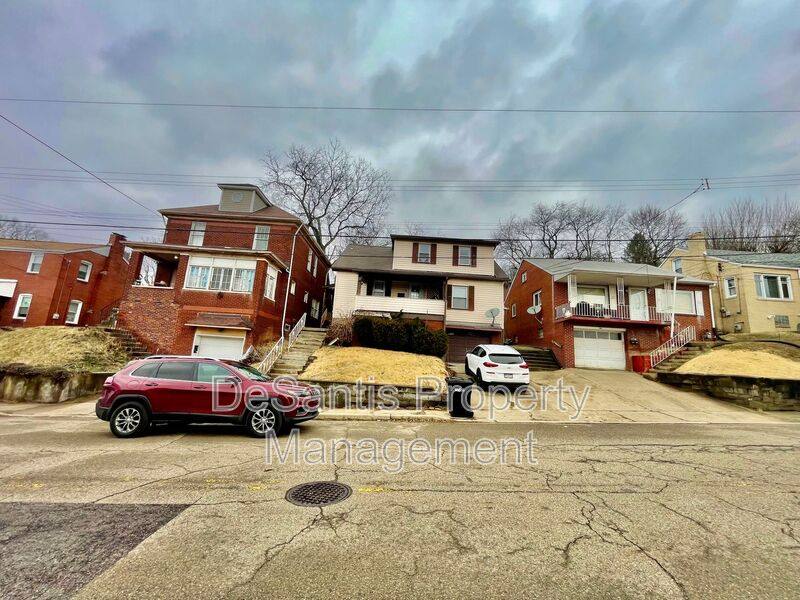 Apartment for rent at 1718 Pierce St #2, Aliquippa, PA 15001