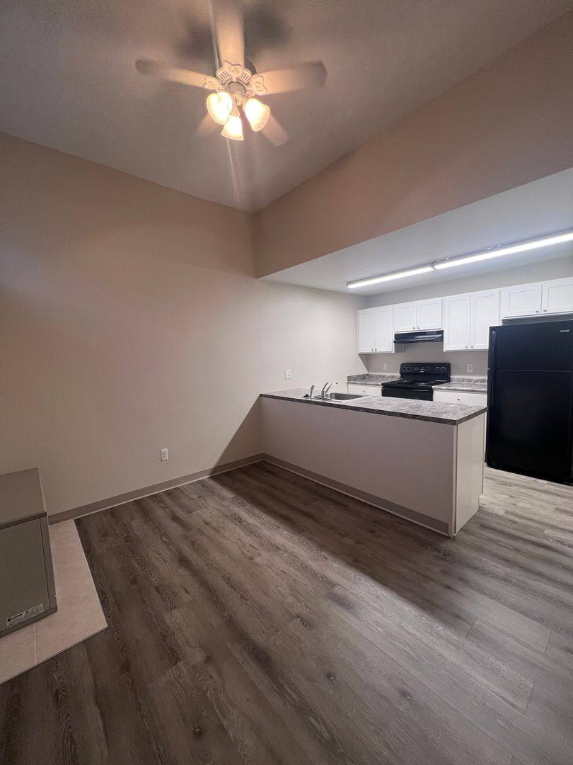 Apartment for rent at 585 Main St, Melrose, MA 02176