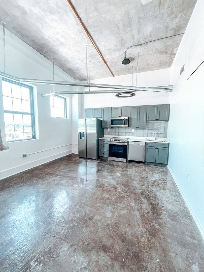 Apartment for rent at 116 S Gay St, Knoxville, TN 37902