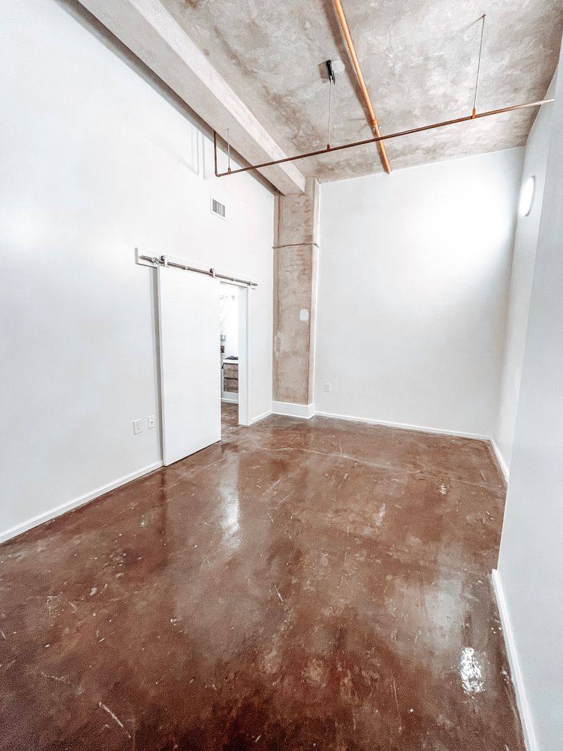 Apartment for rent at 116 S Gay St, Knoxville, TN 37902