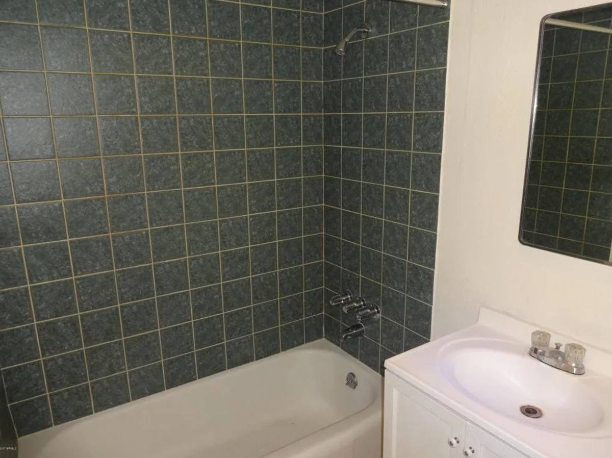 Apartment for rent at 6320 N 63rd Ave, Glendale, AZ 85301
