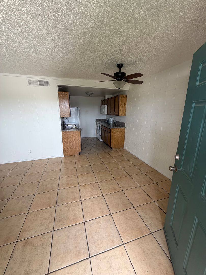 Apartment for rent at 6320 N 63rd Ave, Glendale, AZ 85301