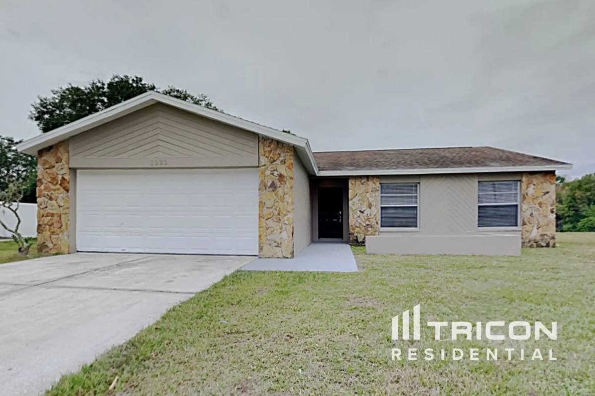 House for rent at 1020 Red Oak Circle Brandon Floor, Brandon, FL 33511