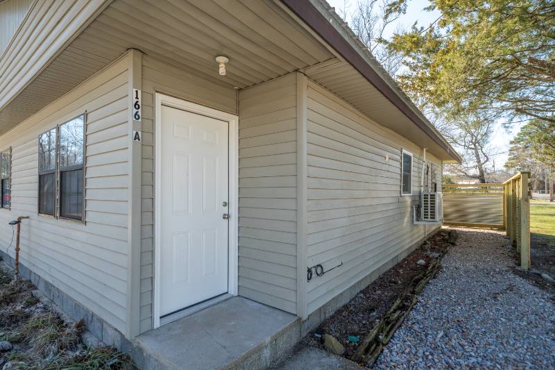 House for rent at 166 Long Beach Dr #A, Hot Springs National Park, AR 71913