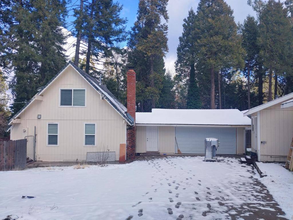 House for rent at 6621 Center View Dr, Pollock Pines, CA 95726