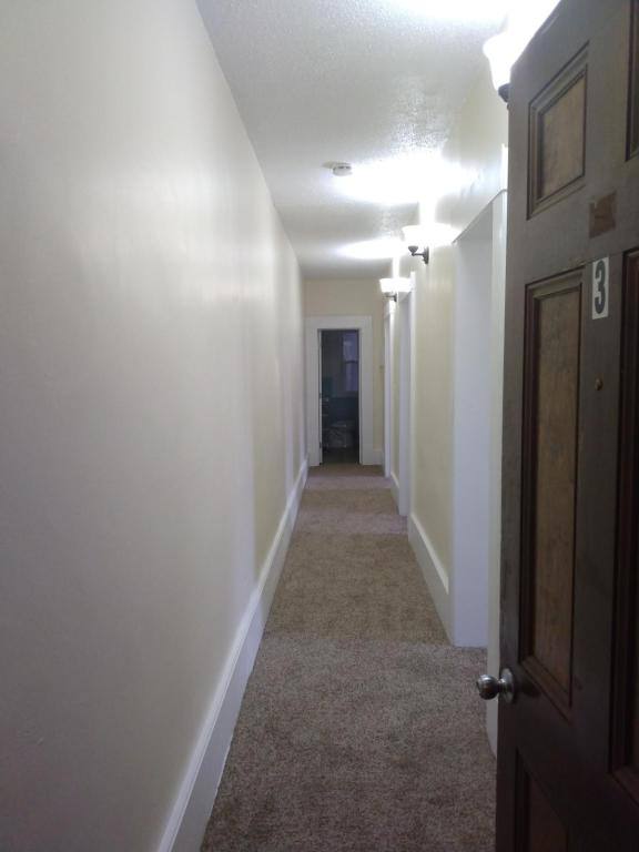 Apartment for rent at 16 Lincoln St 3, Pittsfield, MA 01201