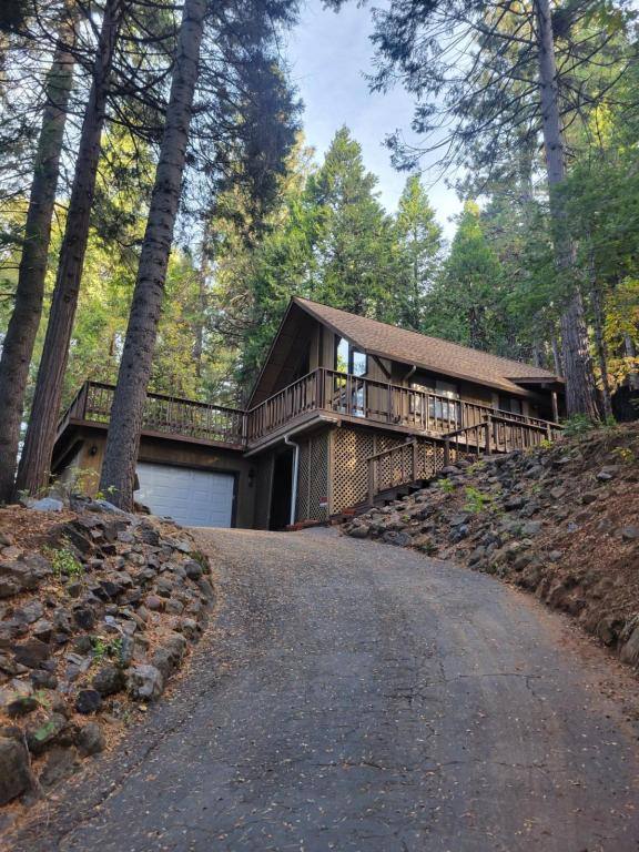House for rent at 7195 Pine Cone Dr, Pollock Pines, CA 95726