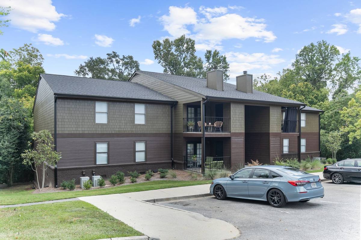Apartment for rent at 3801 Green Valley Dr, Birmingham, AL 35243